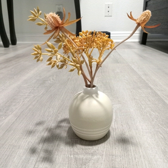 Elegant Cream Vase with Yellow and Orange Accents - Picture 1 of 2